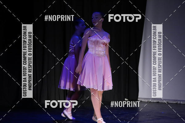 Buy your photos of the eventFORMATURA LILIAN GUMIEIRO on Fotop