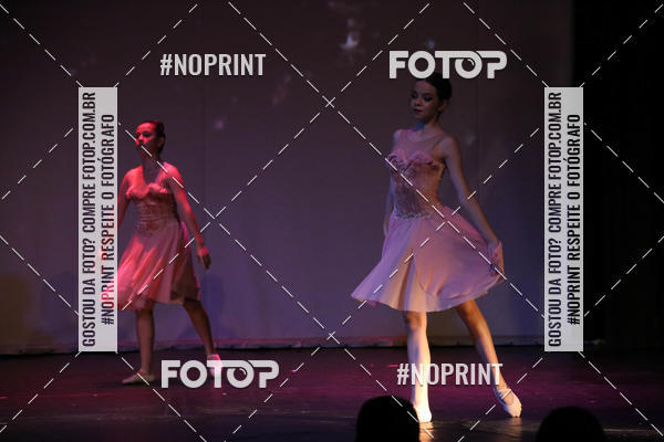 Buy your photos of the eventFORMATURA LILIAN GUMIEIRO on Fotop