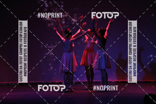 Buy your photos of the eventFORMATURA LILIAN GUMIEIRO on Fotop