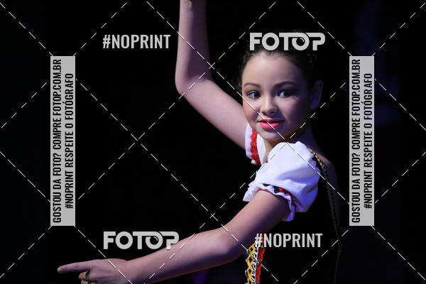 Buy your photos of the eventFORMATURA LILIAN GUMIEIRO on Fotop