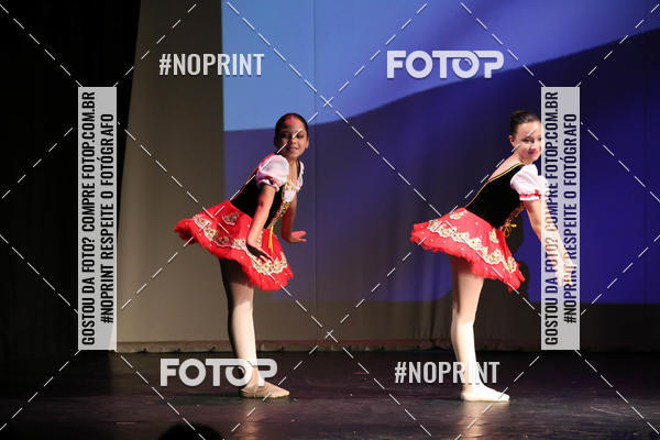 Buy your photos of the eventFORMATURA LILIAN GUMIEIRO on Fotop