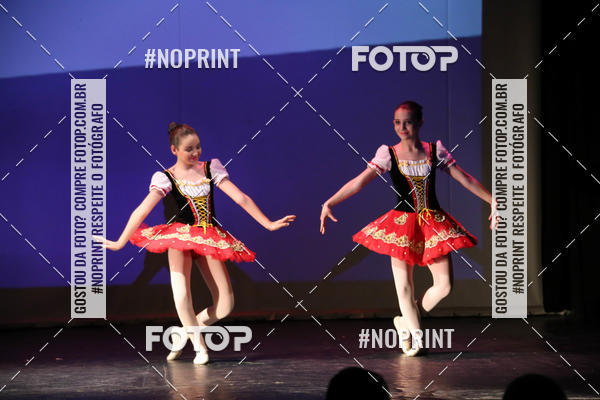 Buy your photos of the eventFORMATURA LILIAN GUMIEIRO on Fotop