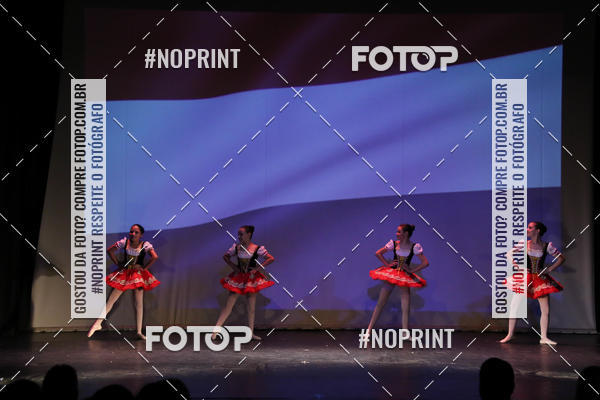 Buy your photos of the eventFORMATURA LILIAN GUMIEIRO on Fotop