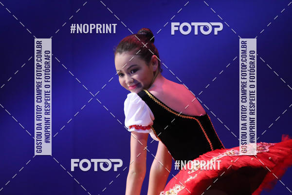 Buy your photos of the eventFORMATURA LILIAN GUMIEIRO on Fotop