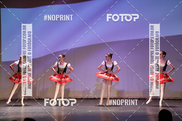 Buy your photos of the eventFORMATURA LILIAN GUMIEIRO on Fotop