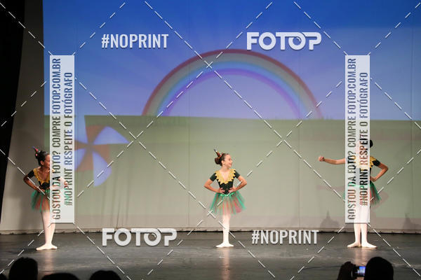 Buy your photos of the eventFORMATURA LILIAN GUMIEIRO on Fotop