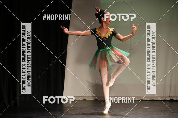 Buy your photos of the eventFORMATURA LILIAN GUMIEIRO on Fotop