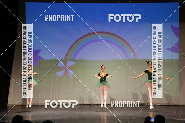 Buy your photos of the eventFORMATURA LILIAN GUMIEIRO on Fotop