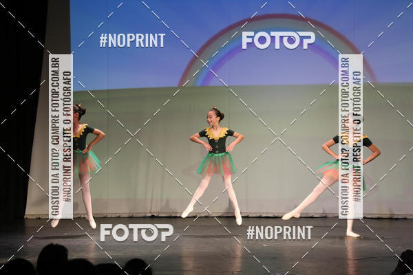 Buy your photos of the eventFORMATURA LILIAN GUMIEIRO on Fotop