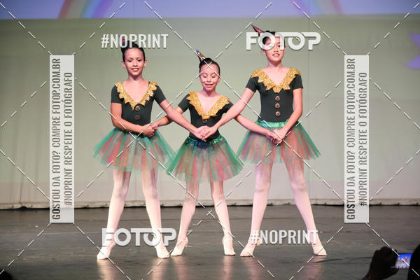 Buy your photos of the eventFORMATURA LILIAN GUMIEIRO on Fotop