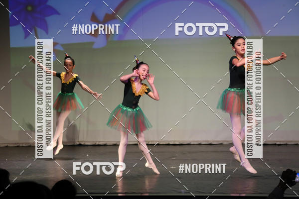 Buy your photos of the eventFORMATURA LILIAN GUMIEIRO on Fotop