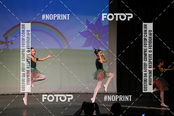 Buy your photos of the eventFORMATURA LILIAN GUMIEIRO on Fotop