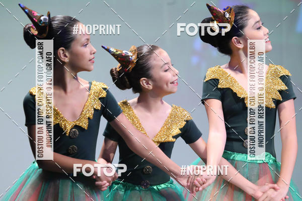 Buy your photos of the eventFORMATURA LILIAN GUMIEIRO on Fotop