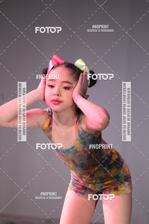 Buy your photos of the eventFORMATURA LILIAN GUMIEIRO on Fotop