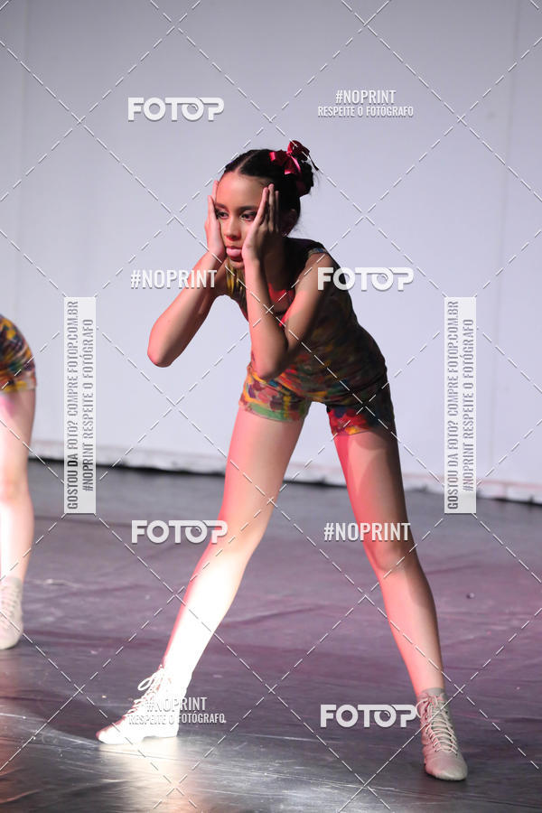 Buy your photos of the eventFORMATURA LILIAN GUMIEIRO on Fotop