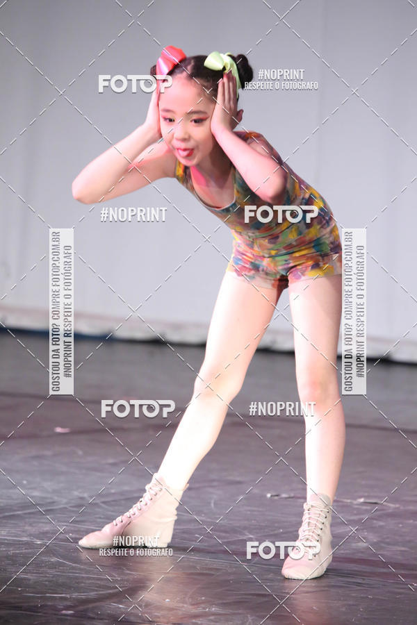Buy your photos of the eventFORMATURA LILIAN GUMIEIRO on Fotop