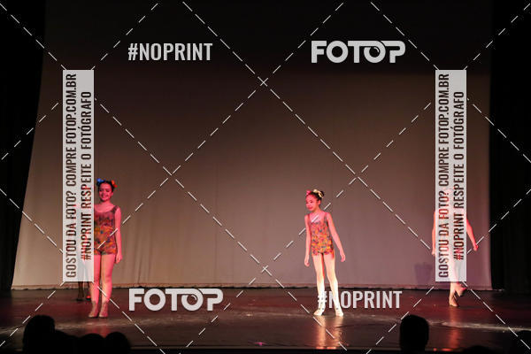 Buy your photos of the eventFORMATURA LILIAN GUMIEIRO on Fotop