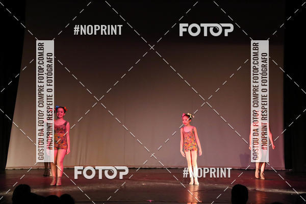 Buy your photos of the eventFORMATURA LILIAN GUMIEIRO on Fotop