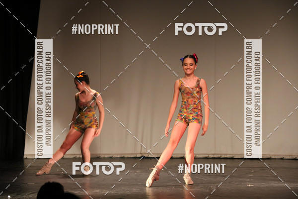 Buy your photos of the eventFORMATURA LILIAN GUMIEIRO on Fotop