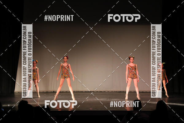 Buy your photos of the eventFORMATURA LILIAN GUMIEIRO on Fotop