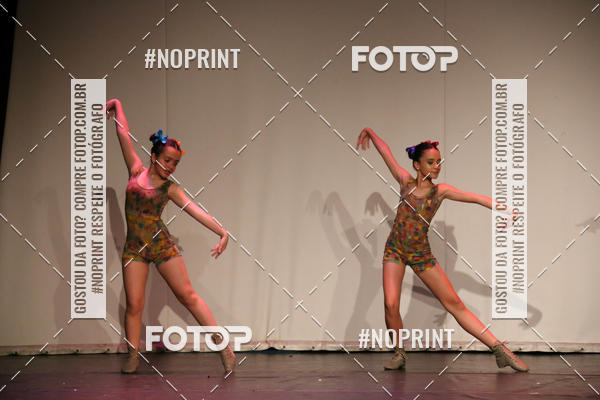 Buy your photos of the eventFORMATURA LILIAN GUMIEIRO on Fotop