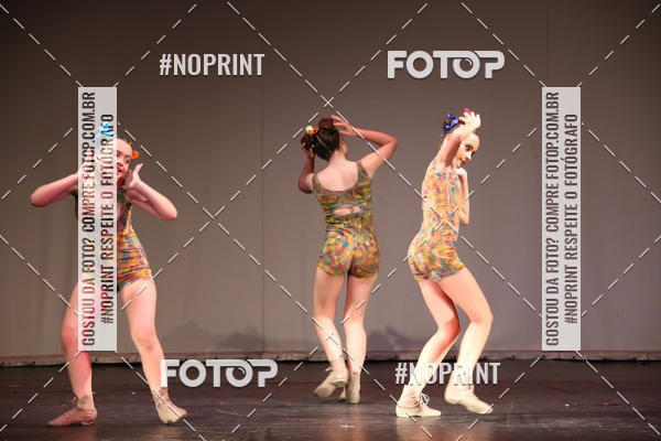 Buy your photos of the eventFORMATURA LILIAN GUMIEIRO on Fotop