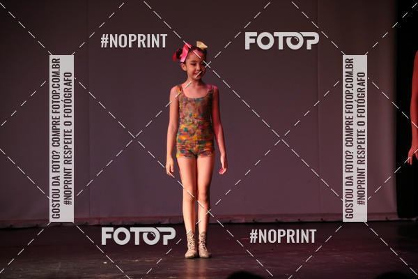 Buy your photos of the eventFORMATURA LILIAN GUMIEIRO on Fotop