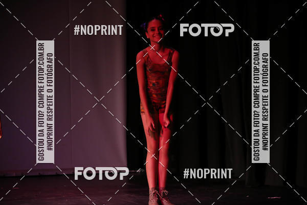 Buy your photos of the eventFORMATURA LILIAN GUMIEIRO on Fotop