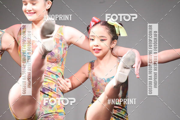 Buy your photos of the eventFORMATURA LILIAN GUMIEIRO on Fotop
