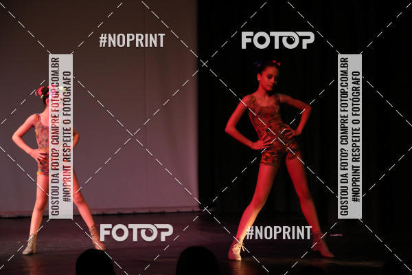 Buy your photos of the eventFORMATURA LILIAN GUMIEIRO on Fotop