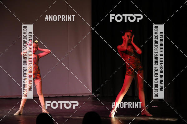 Buy your photos of the eventFORMATURA LILIAN GUMIEIRO on Fotop