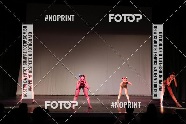 Buy your photos of the eventFORMATURA LILIAN GUMIEIRO on Fotop