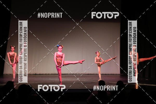 Buy your photos of the eventFORMATURA LILIAN GUMIEIRO on Fotop