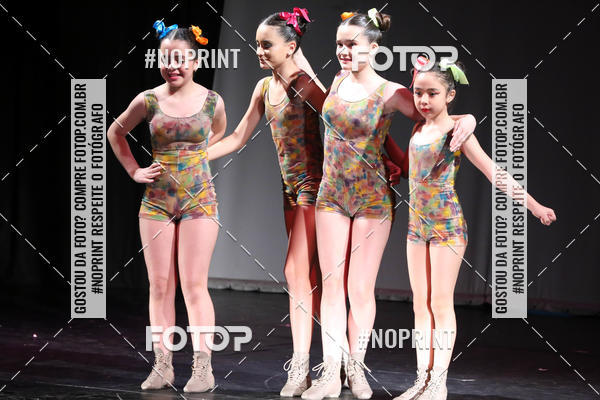 Buy your photos of the eventFORMATURA LILIAN GUMIEIRO on Fotop