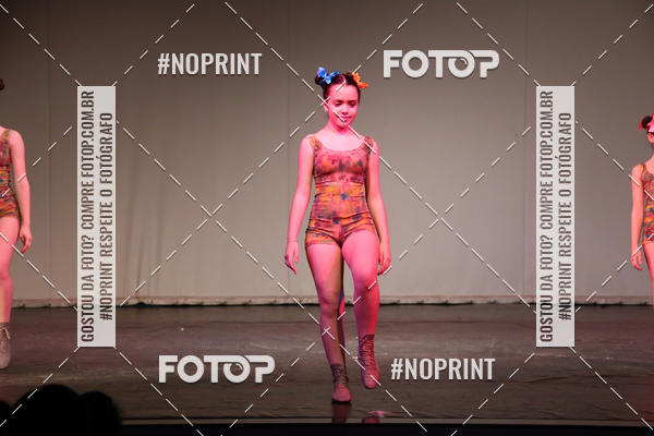 Buy your photos of the eventFORMATURA LILIAN GUMIEIRO on Fotop