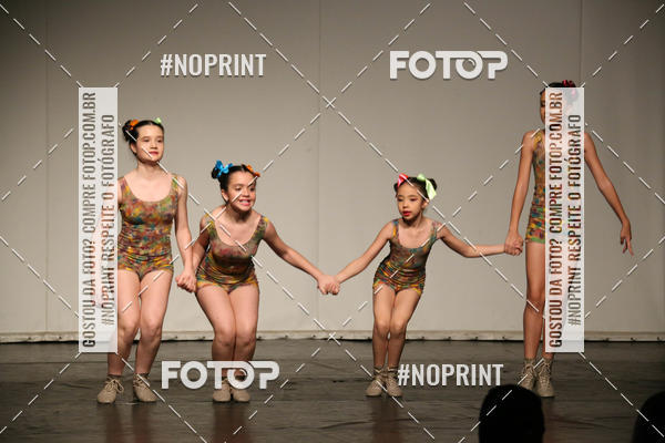 Buy your photos of the eventFORMATURA LILIAN GUMIEIRO on Fotop