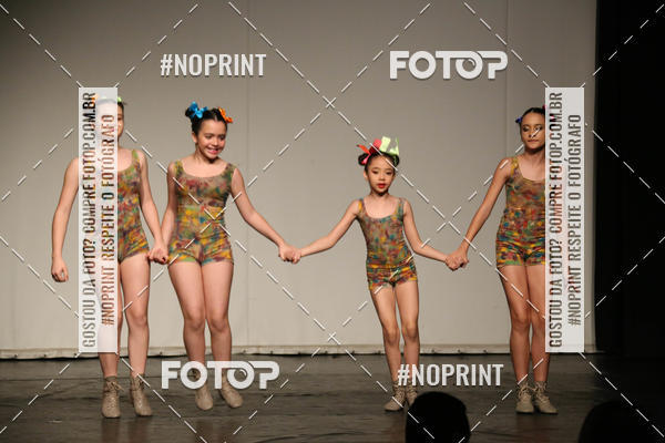 Buy your photos of the eventFORMATURA LILIAN GUMIEIRO on Fotop