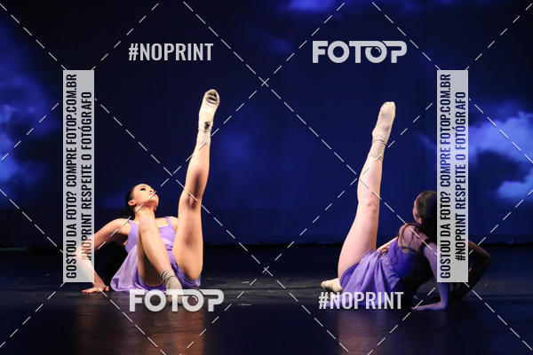 Buy your photos of the eventFORMATURA LILIAN GUMIEIRO on Fotop