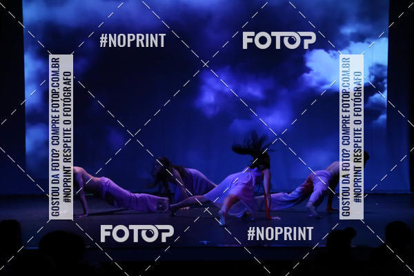 Buy your photos of the eventFORMATURA LILIAN GUMIEIRO on Fotop