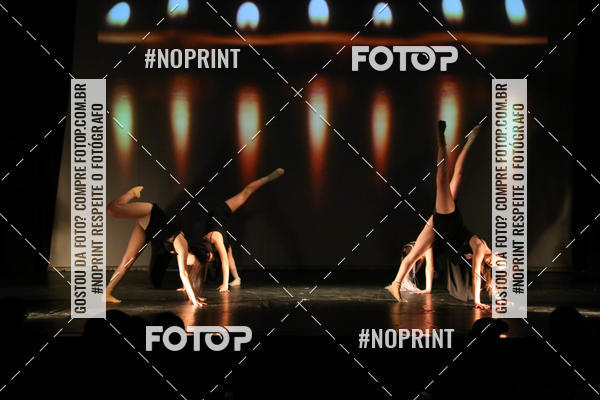 Buy your photos of the eventFORMATURA LILIAN GUMIEIRO on Fotop