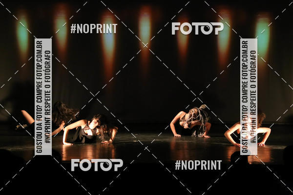 Buy your photos of the eventFORMATURA LILIAN GUMIEIRO on Fotop
