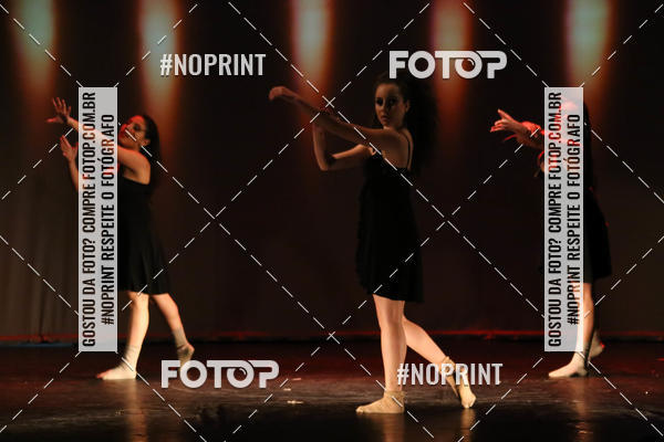 Buy your photos of the eventFORMATURA LILIAN GUMIEIRO on Fotop