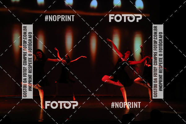 Buy your photos of the eventFORMATURA LILIAN GUMIEIRO on Fotop