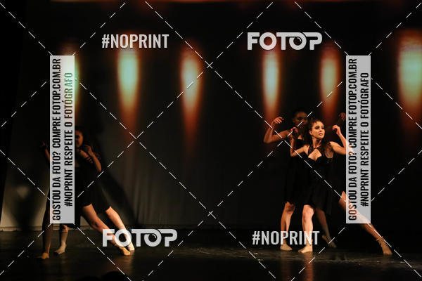 Buy your photos of the eventFORMATURA LILIAN GUMIEIRO on Fotop