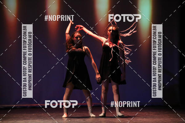 Buy your photos of the eventFORMATURA LILIAN GUMIEIRO on Fotop