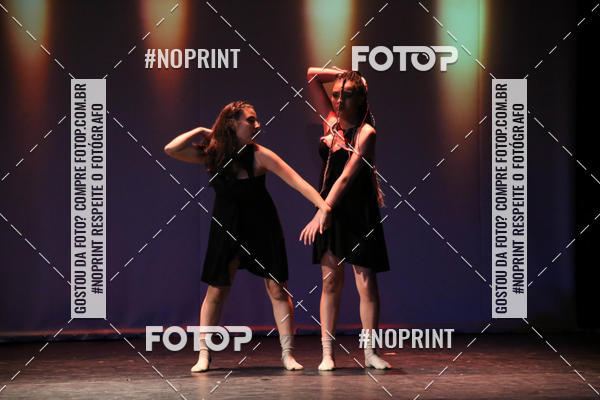Buy your photos of the eventFORMATURA LILIAN GUMIEIRO on Fotop