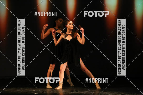 Buy your photos of the eventFORMATURA LILIAN GUMIEIRO on Fotop