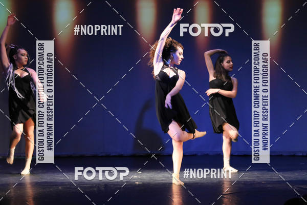 Buy your photos of the eventFORMATURA LILIAN GUMIEIRO on Fotop