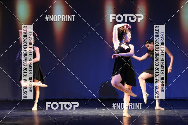 Buy your photos of the eventFORMATURA LILIAN GUMIEIRO on Fotop