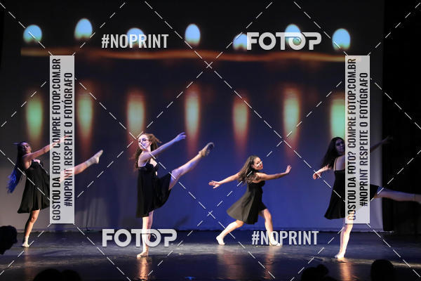 Buy your photos of the eventFORMATURA LILIAN GUMIEIRO on Fotop